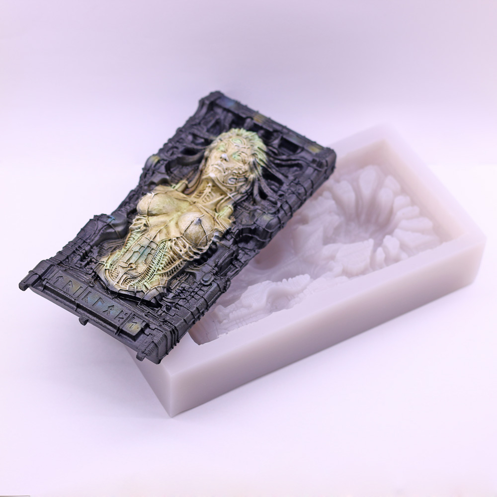 Moldes de Silicone Alien Queen - Soap Making Queen avaliação e preço